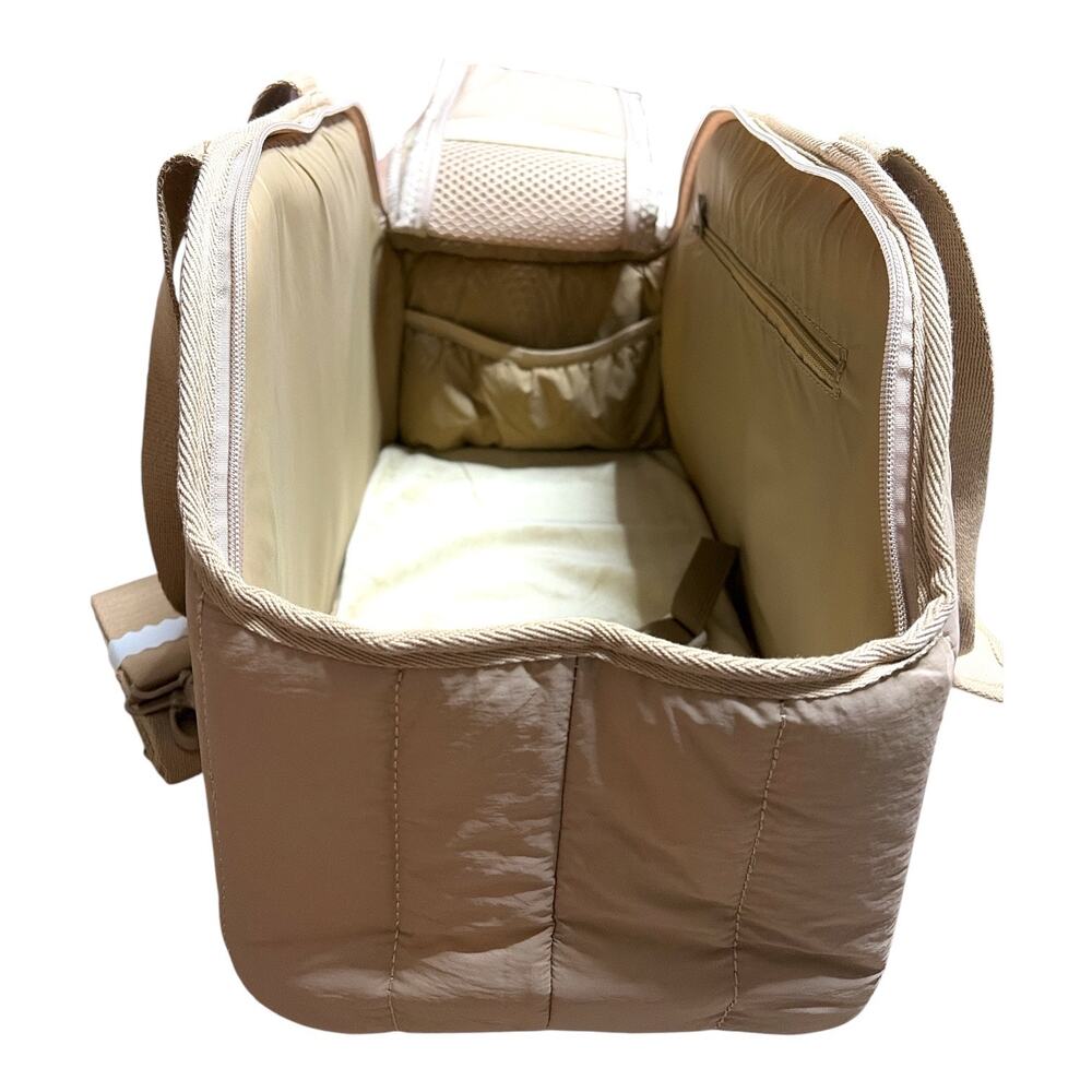 Pecute Non-Collapsible Soft Pet Carrier Purse Bag in Khaki - Picture 4 of 5
